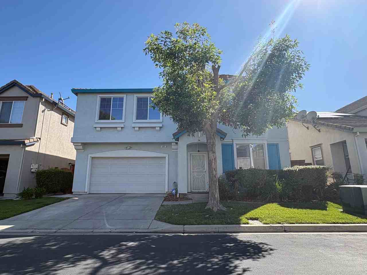 687 Rockspray Cir