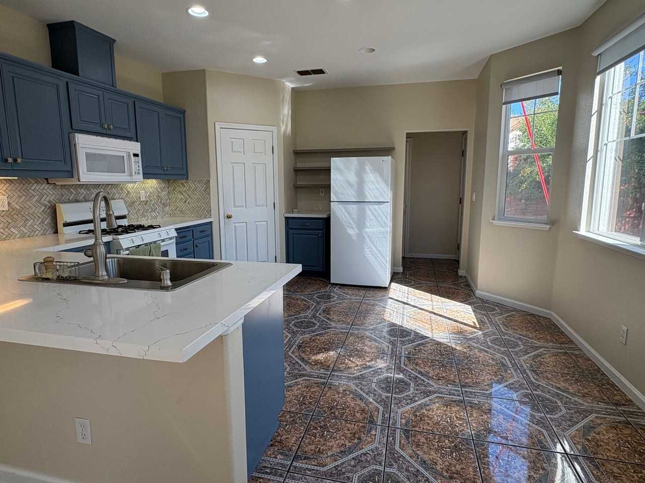 687 Rockspray Cir - Photo 6 of 22