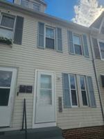 featured image of 526 Manor St