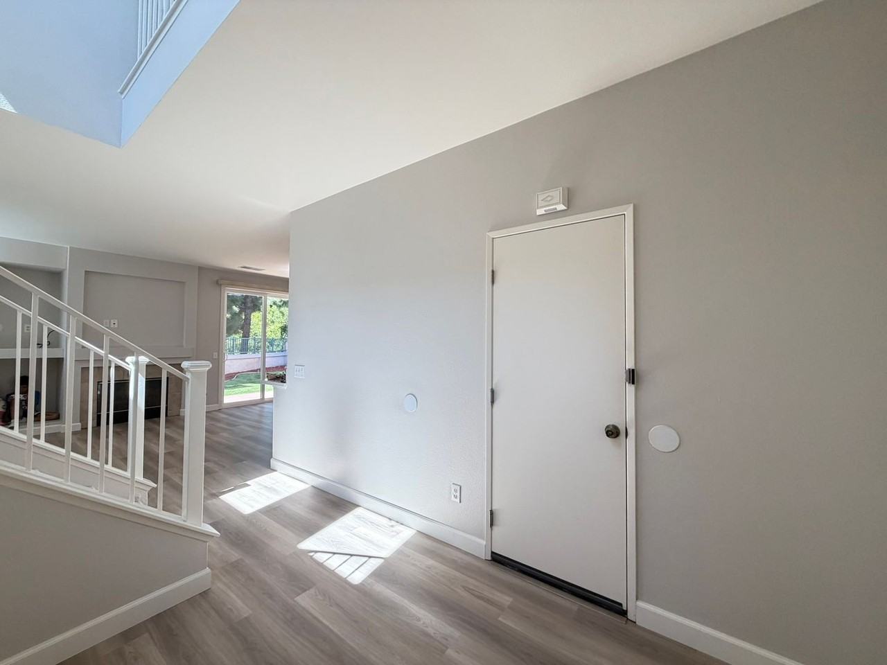 1103 Calle Tesoro - Photo 2 of 24