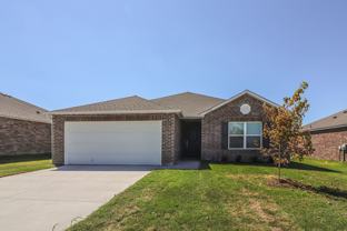 3126 3126 S 15th Pl - Photo 1 of 1