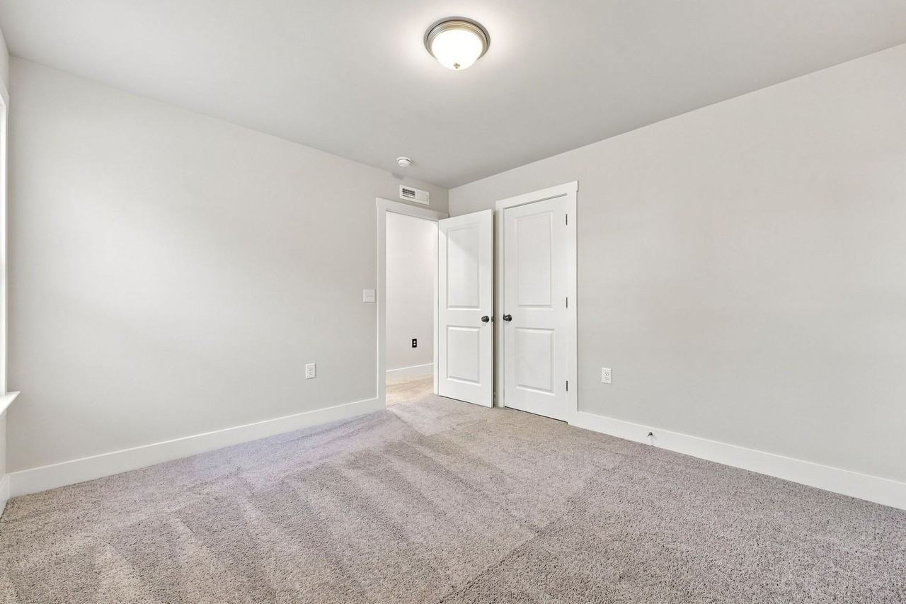 286 Duncan Creek Rd - Photo 6 of 46