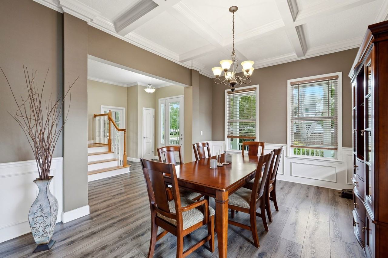 477 Sw 128th Ter - Photo 4 of 48