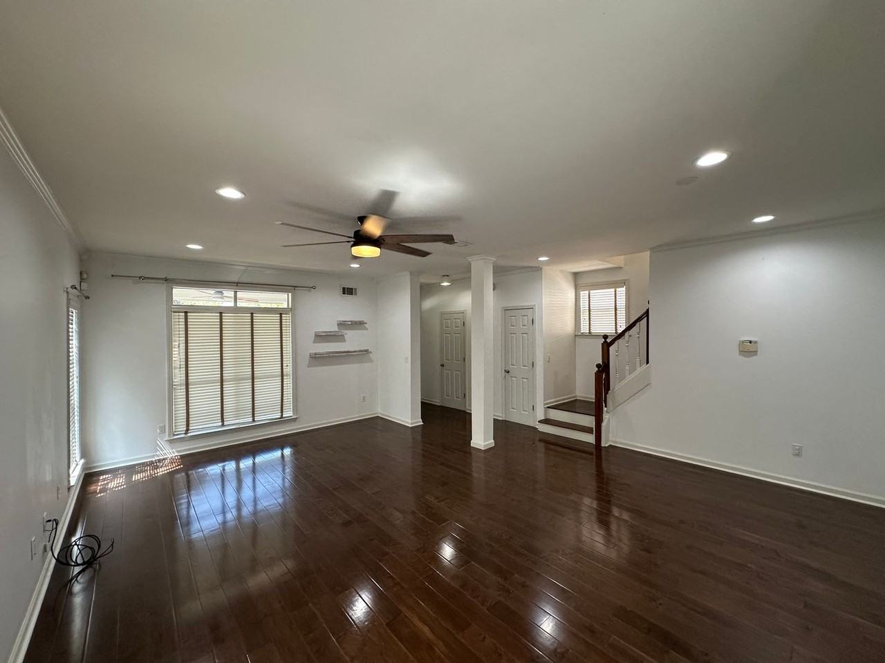 1054 Island Pl E - Photo 2 of 21