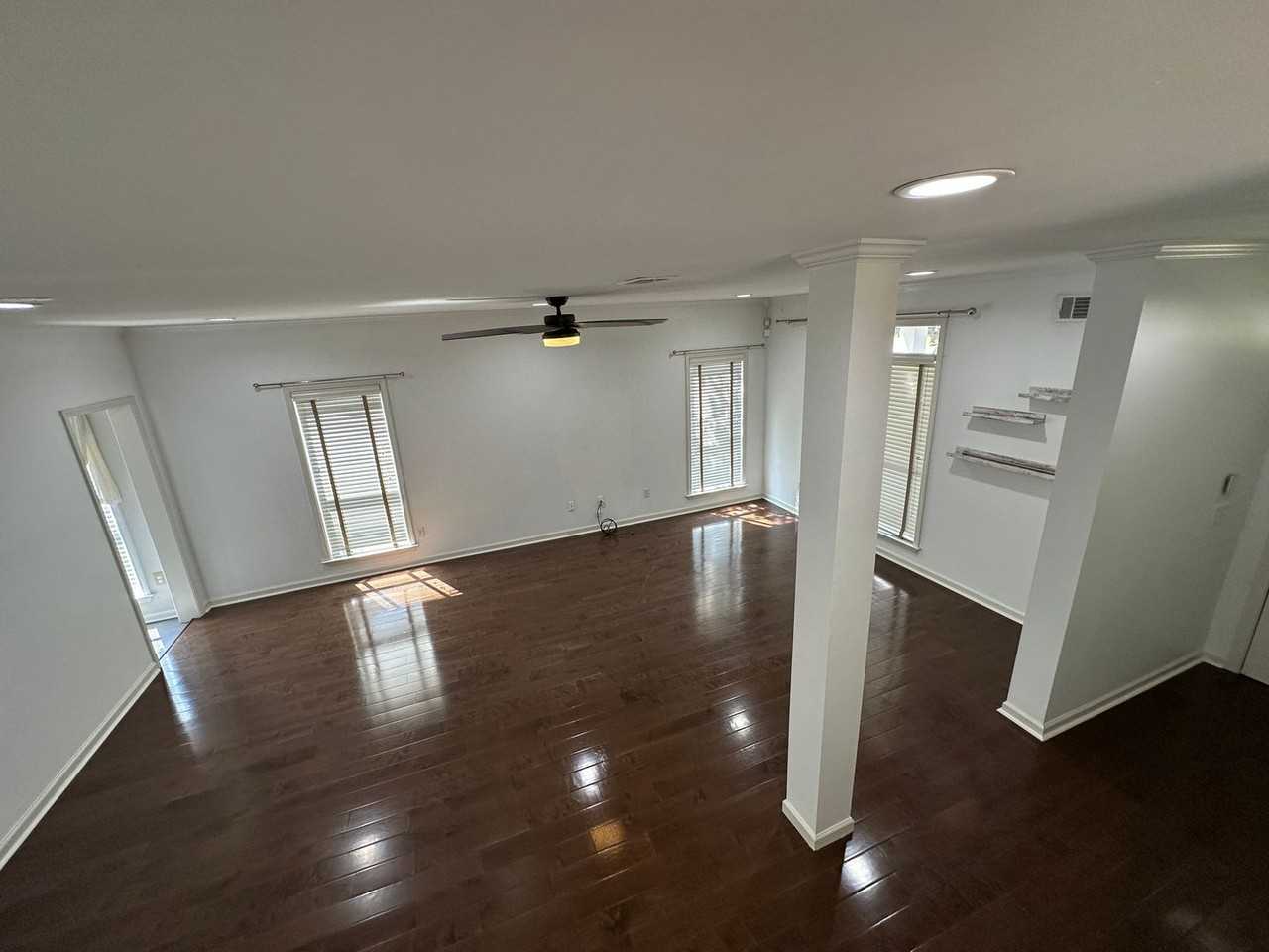 1054 Island Pl E - Photo 3 of 21