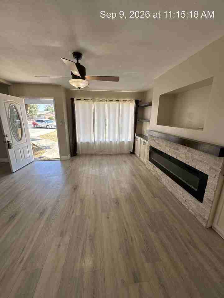 1105 Freddie Cir - Photo 4 of 28