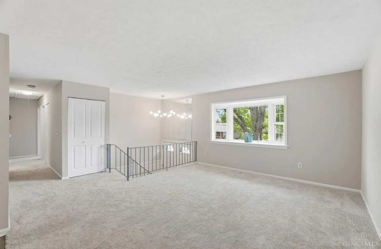 873 Tradewind Dr - Photo 5 of 28