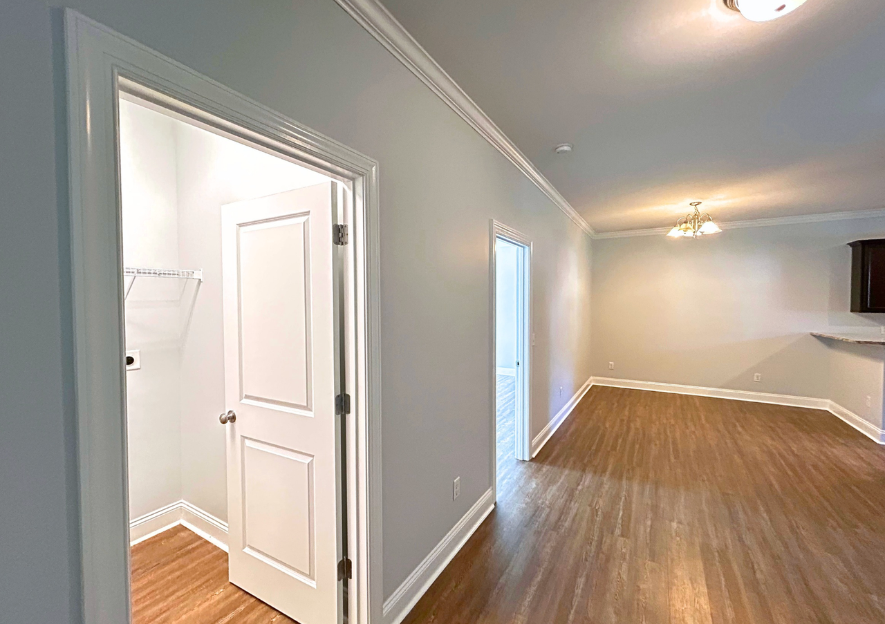 5731 Wrightsville Ave #A - Photo 4 of 10