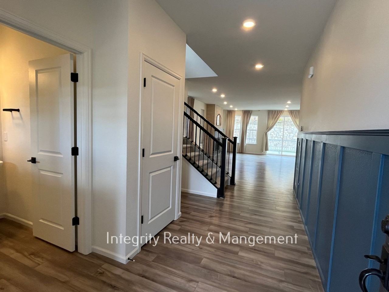 33 Felicity Loop - Photo 4 of 45
