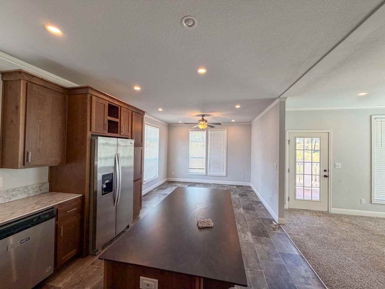 13734 Ferguson Dr - Photo 5 of 14