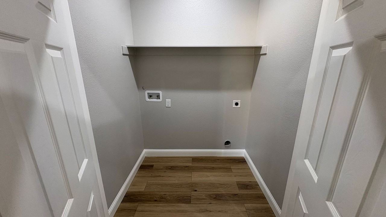 3207 Bourland St - Photo 6 of 16