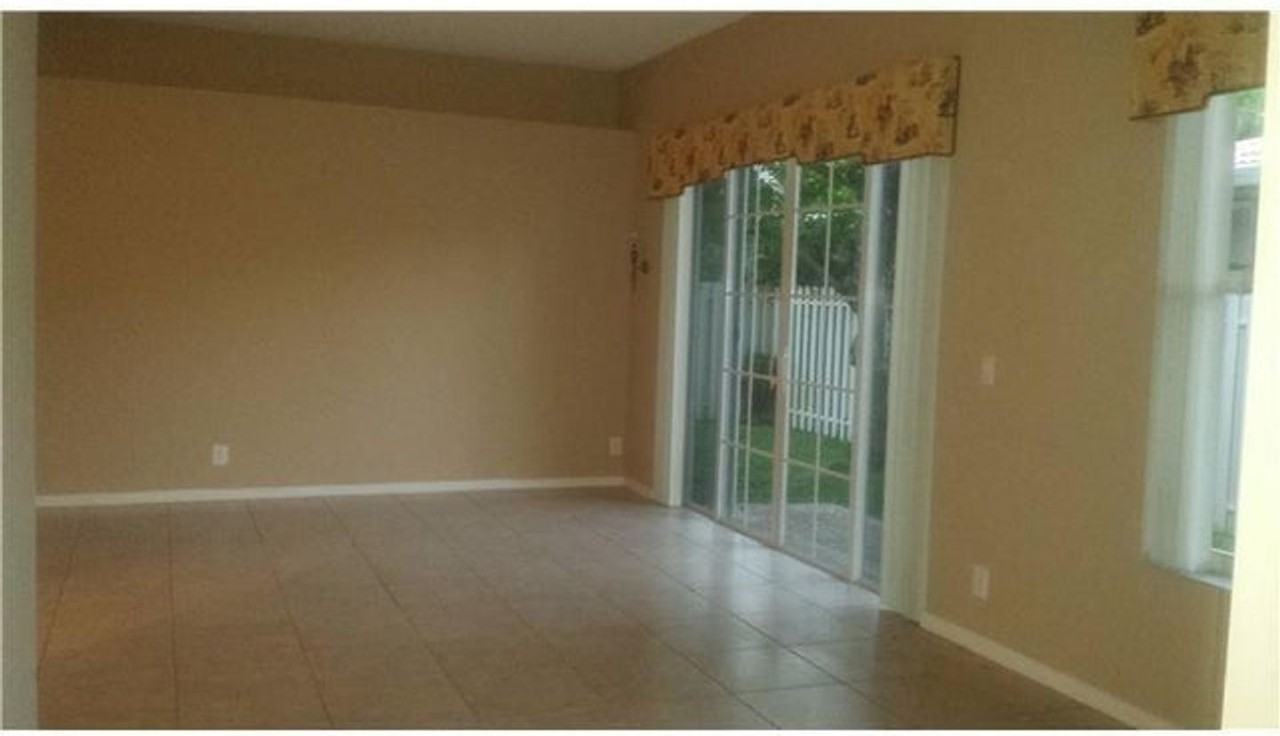 3529 Dunes Vista Dr - Photo 2 of 10