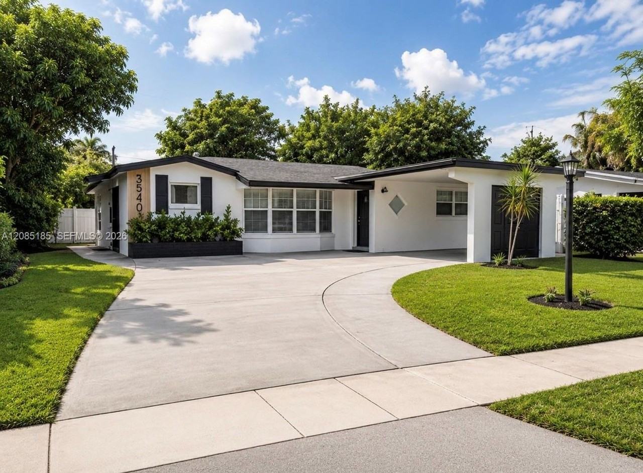 3540 Nw 38th Ter - Photo 7 of 17