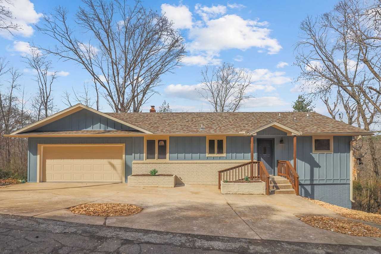 39 Salen Ln