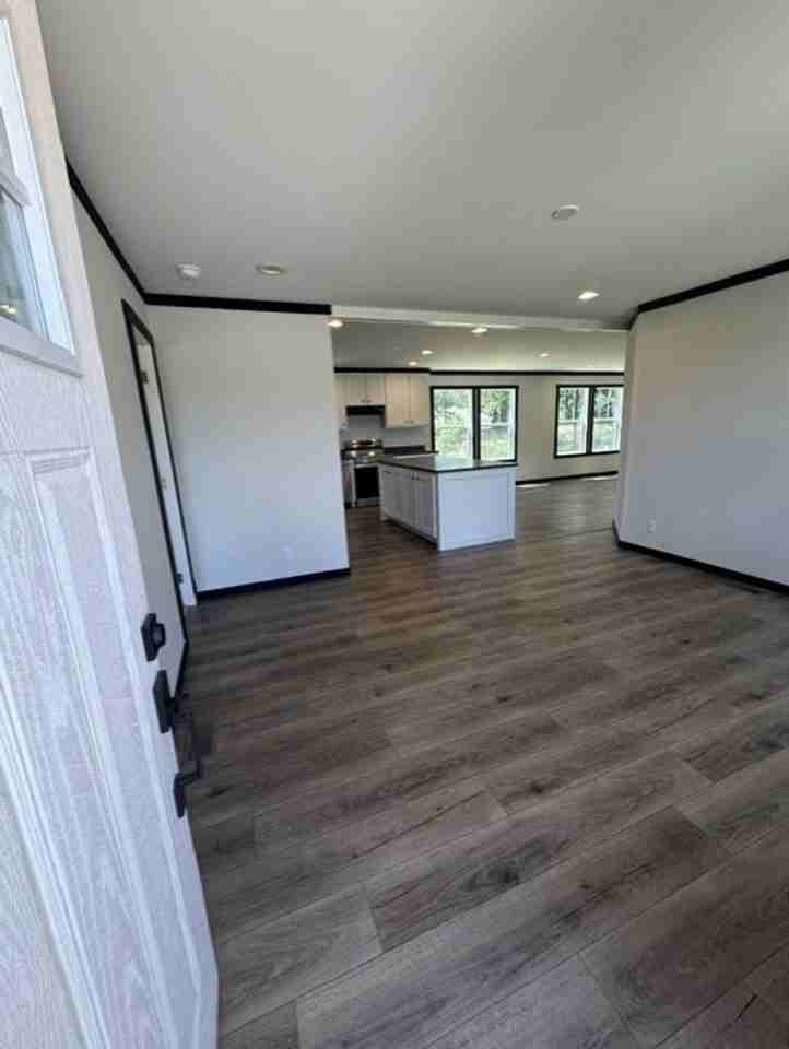 3204 Fork Shoals Rd - Photo 3 of 17