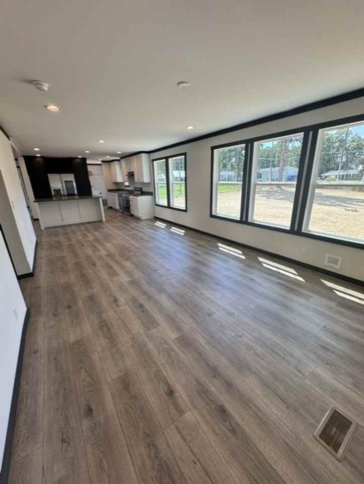3204 Fork Shoals Rd - Photo 4 of 17