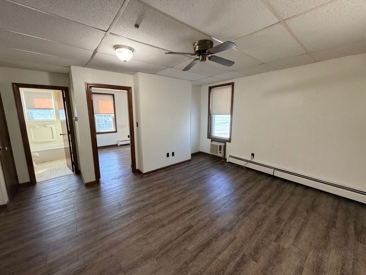 768 Lakeview Ave - Photo 3 of 9