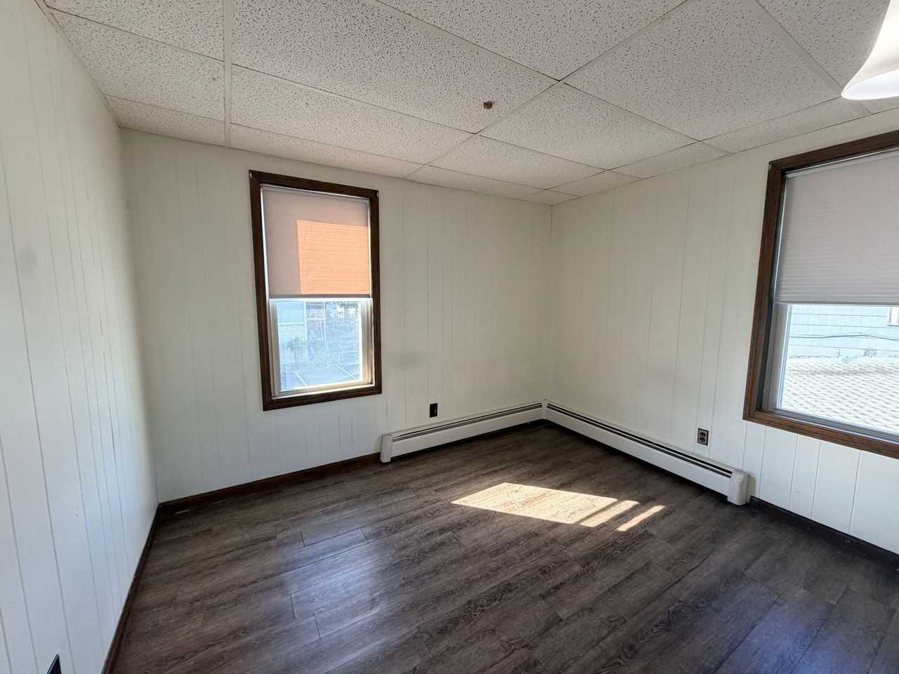 768 Lakeview Ave - Photo 5 of 9