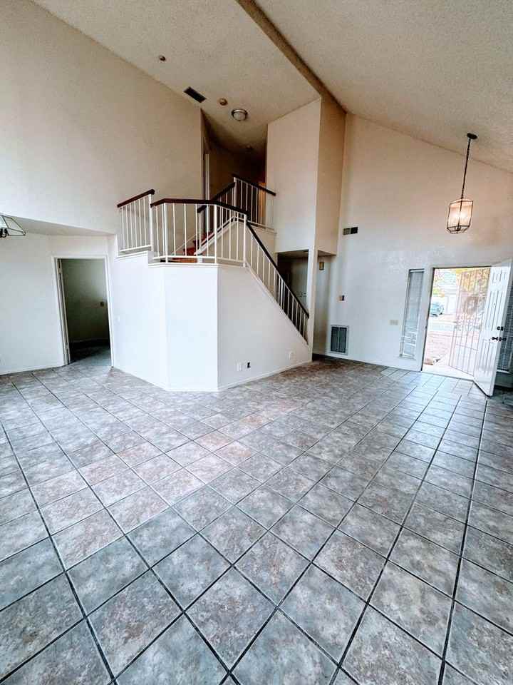 5141 Bassett Way - Photo 4 of 17