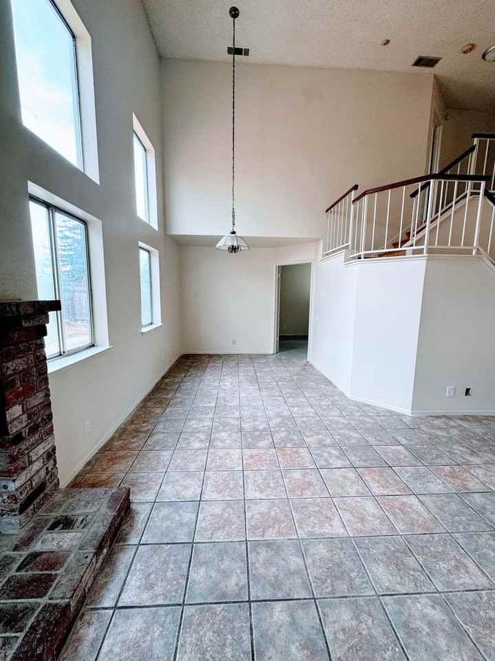5141 Bassett Way - Photo 5 of 17