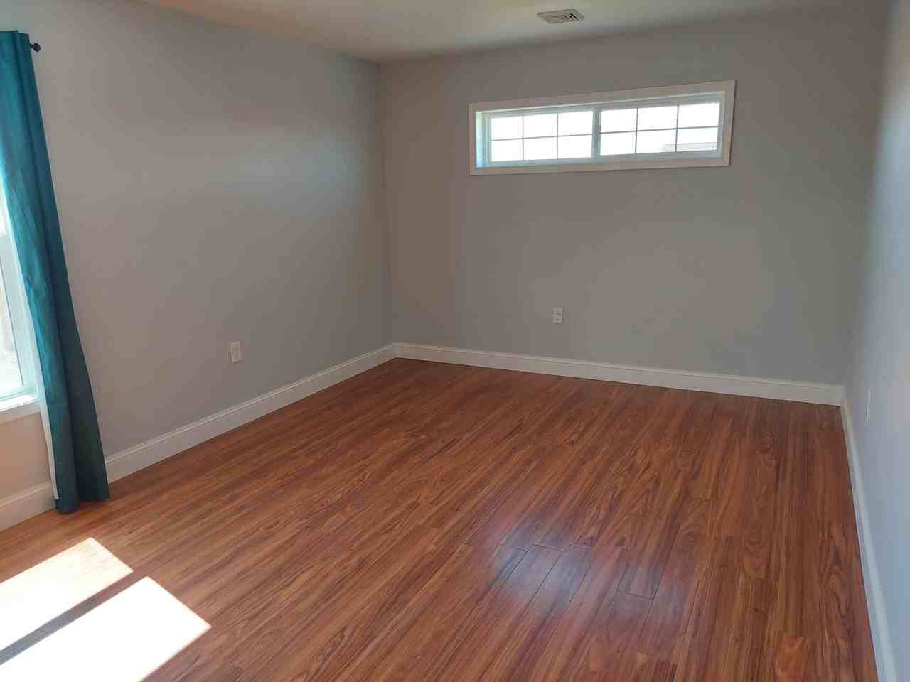 4576 Hill Rd - Photo 5 of 12