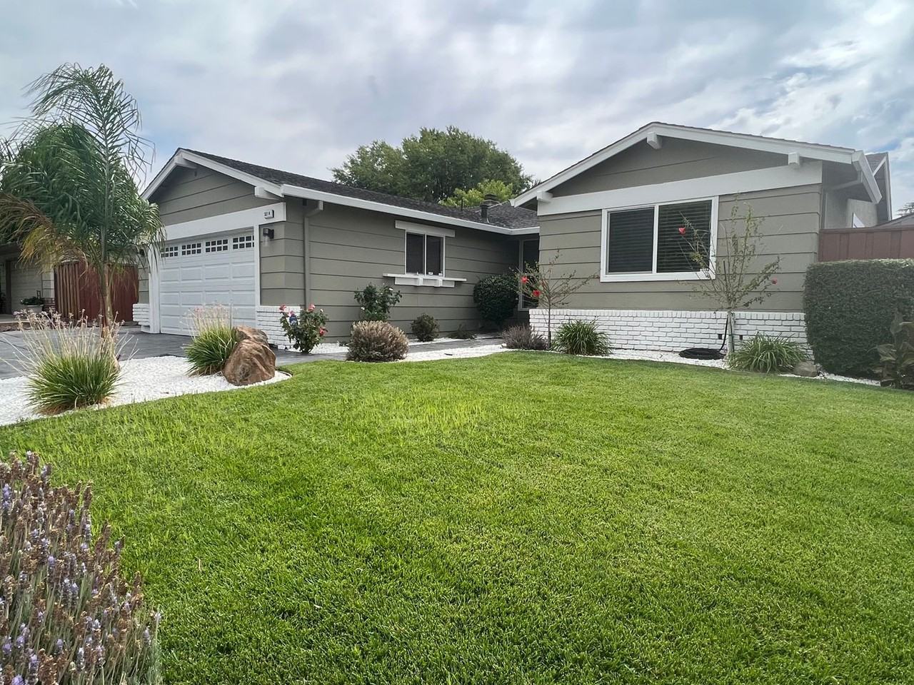 3214 Harbour Dr - Photo 4 of 37