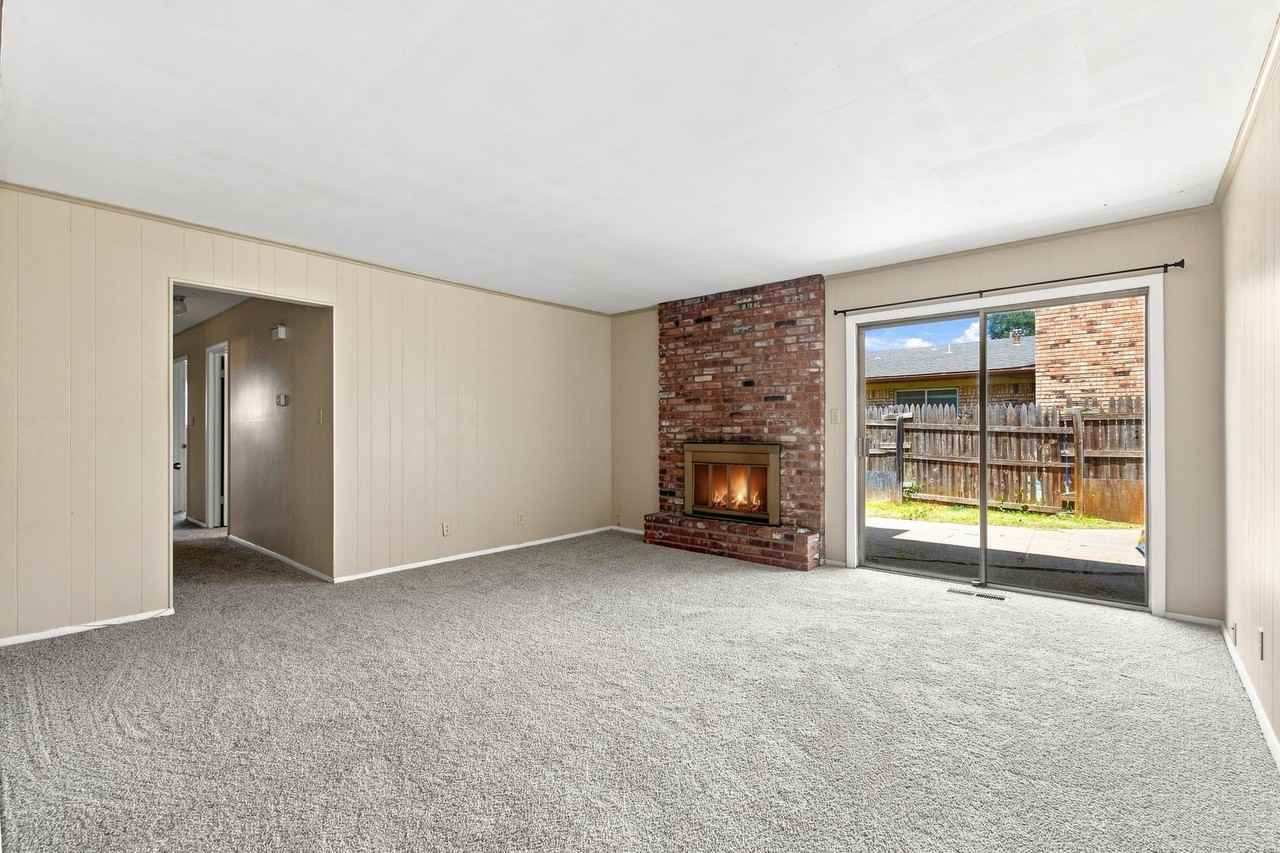 5320 S 67th East Pl - Photo 5 of 22