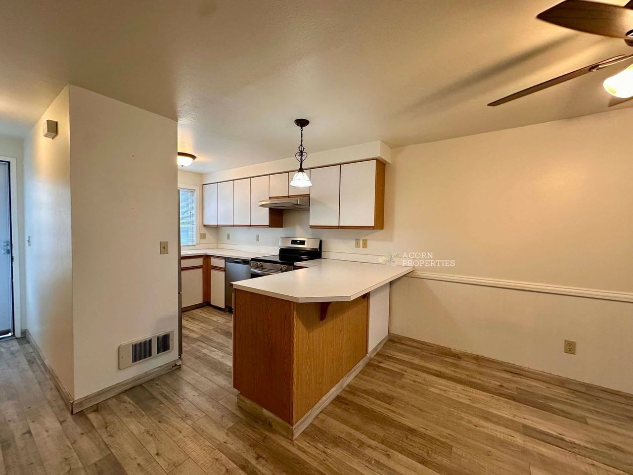 730 Se 8th Ave #F102 - Photo 5 of 34