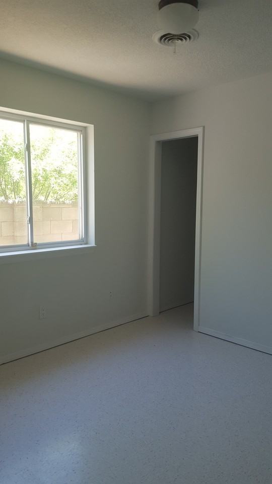 2705 La Napa St - Photo 4 of 10