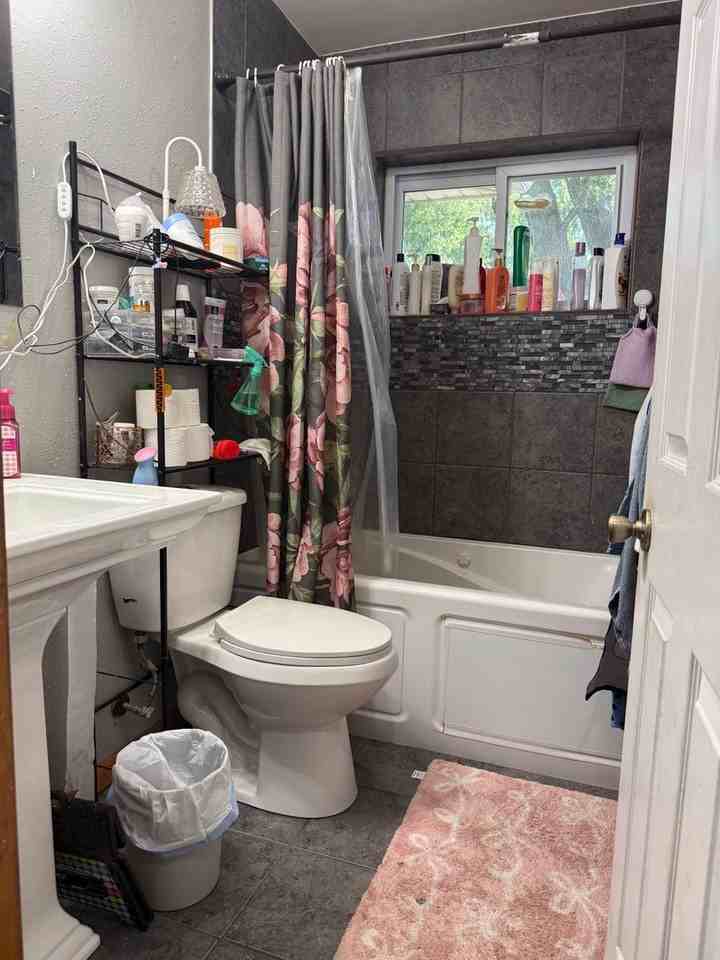 244 Mckay Ave - Photo 6 of 11