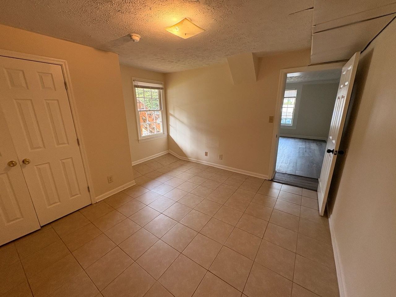 346 Reese St #1 - Photo 5 of 13