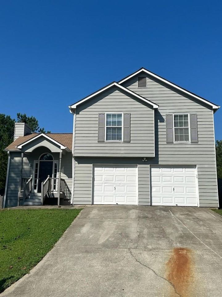 7082 Oakwood Cir - Photo 4 of 18