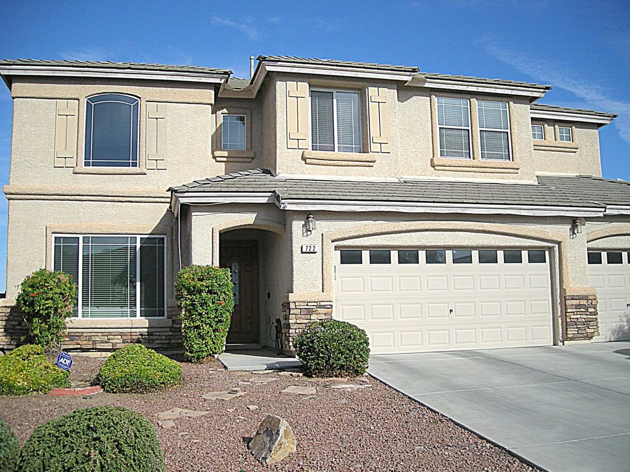 722 Bighorn Creek St - Photo 2 of 34