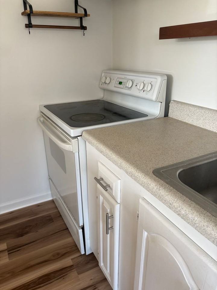 3405B N Croatan Hwy - Photo 4 of 14