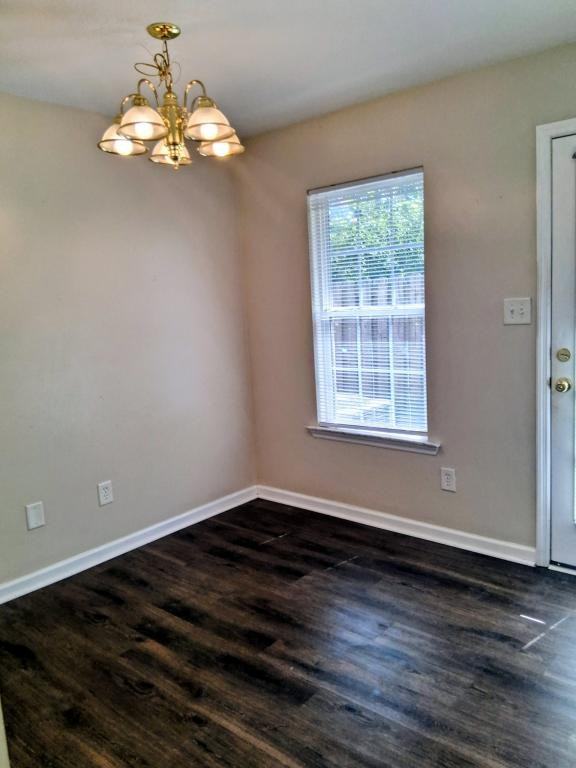 110 Brandimere Dr - Photo 3 of 10