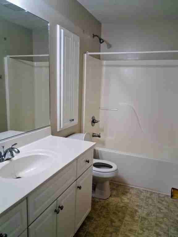 110 Brandimere Dr - Photo 4 of 10