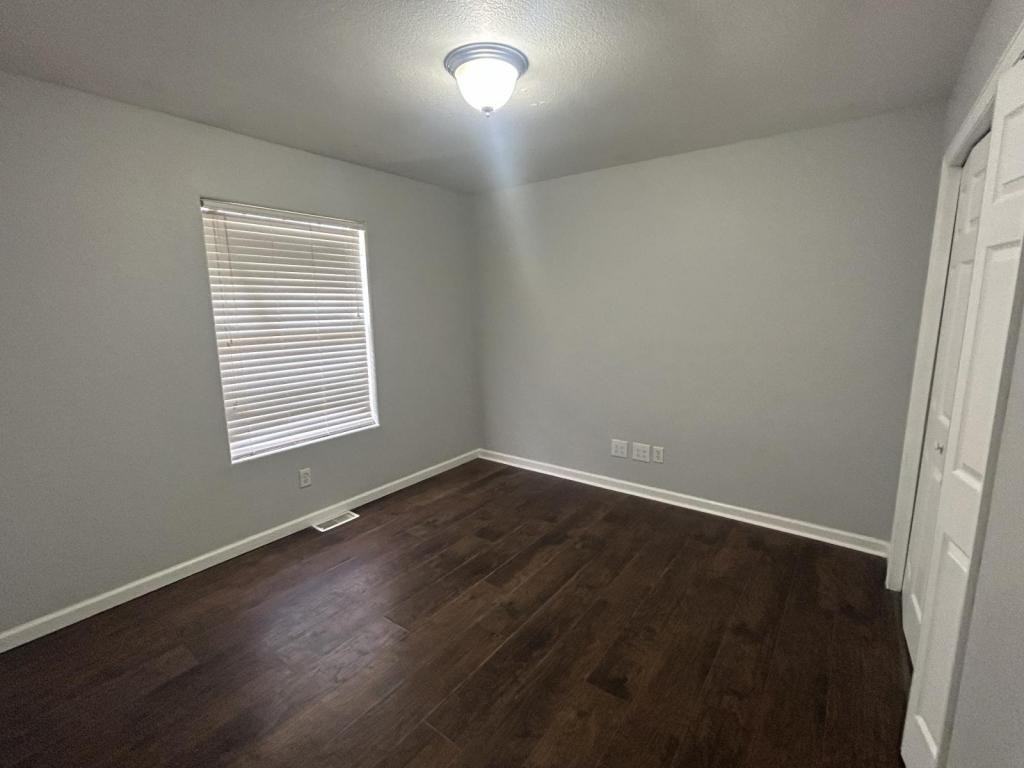 1276 E Platteville Blvd - Photo 5 of 14