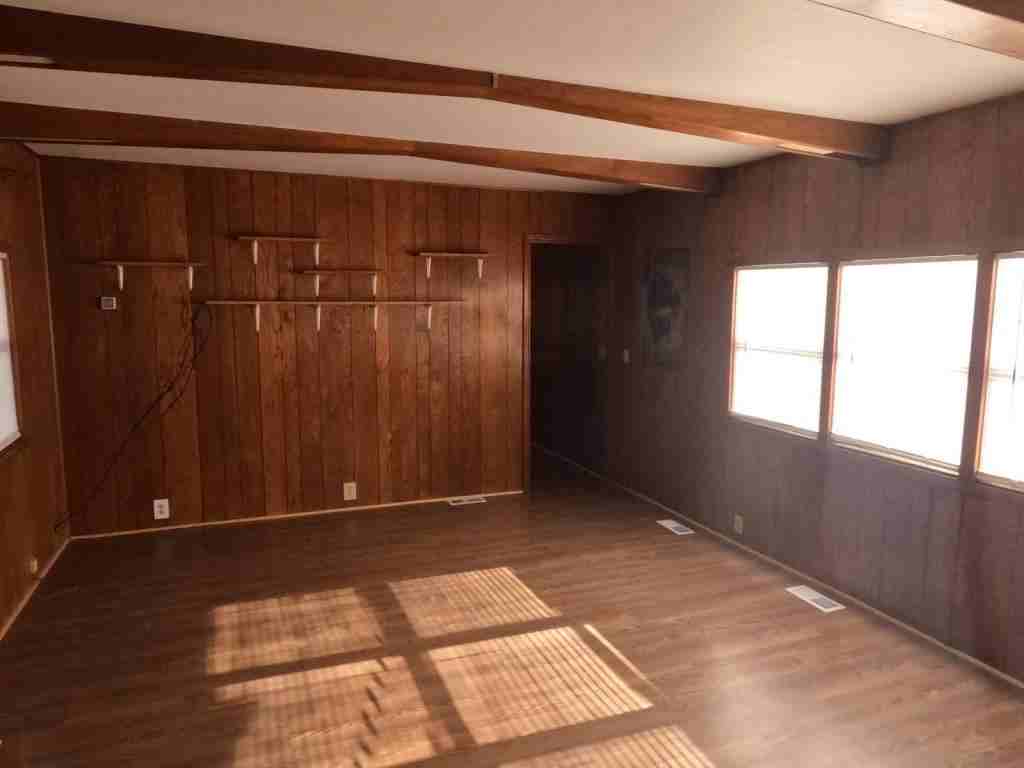 824 N Raynolds Ave - Photo 3 of 9