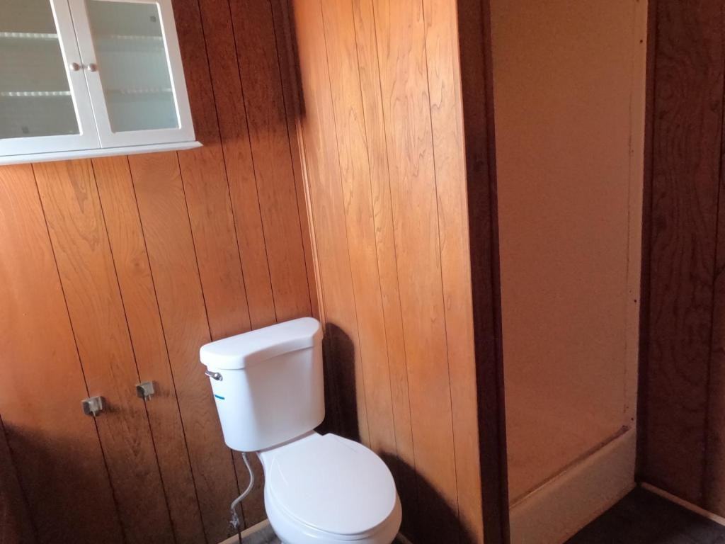 824 N Raynolds Ave - Photo 6 of 9