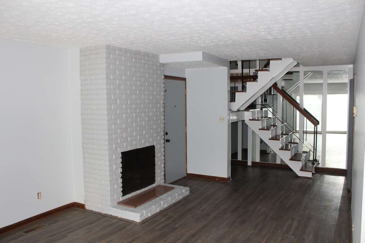 5600 Barton Rd - Photo 4 of 22