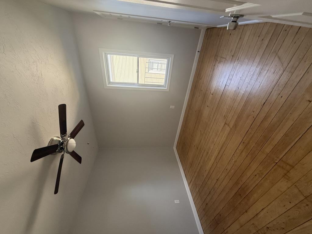 190 Horton St - Photo 5 of 10