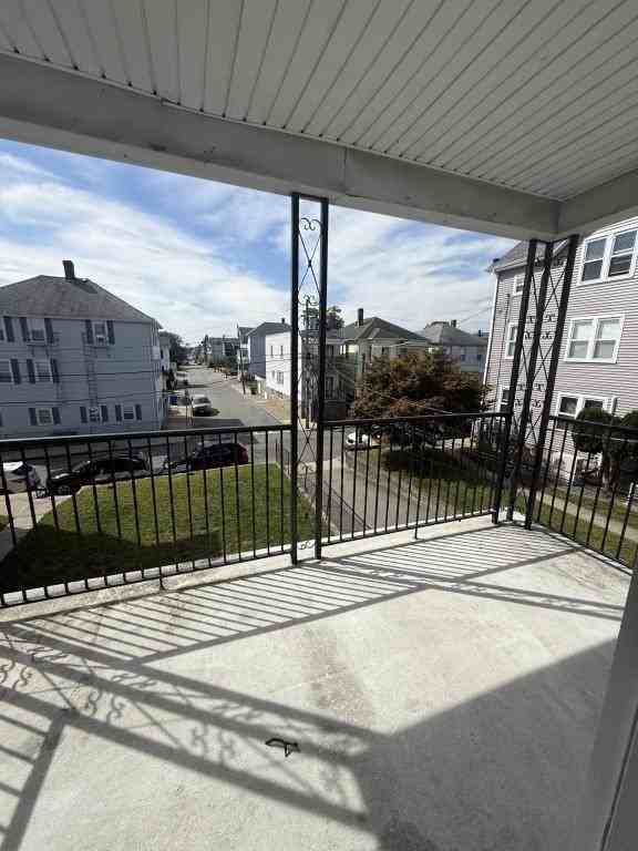 190 Horton St - Photo 7 of 10