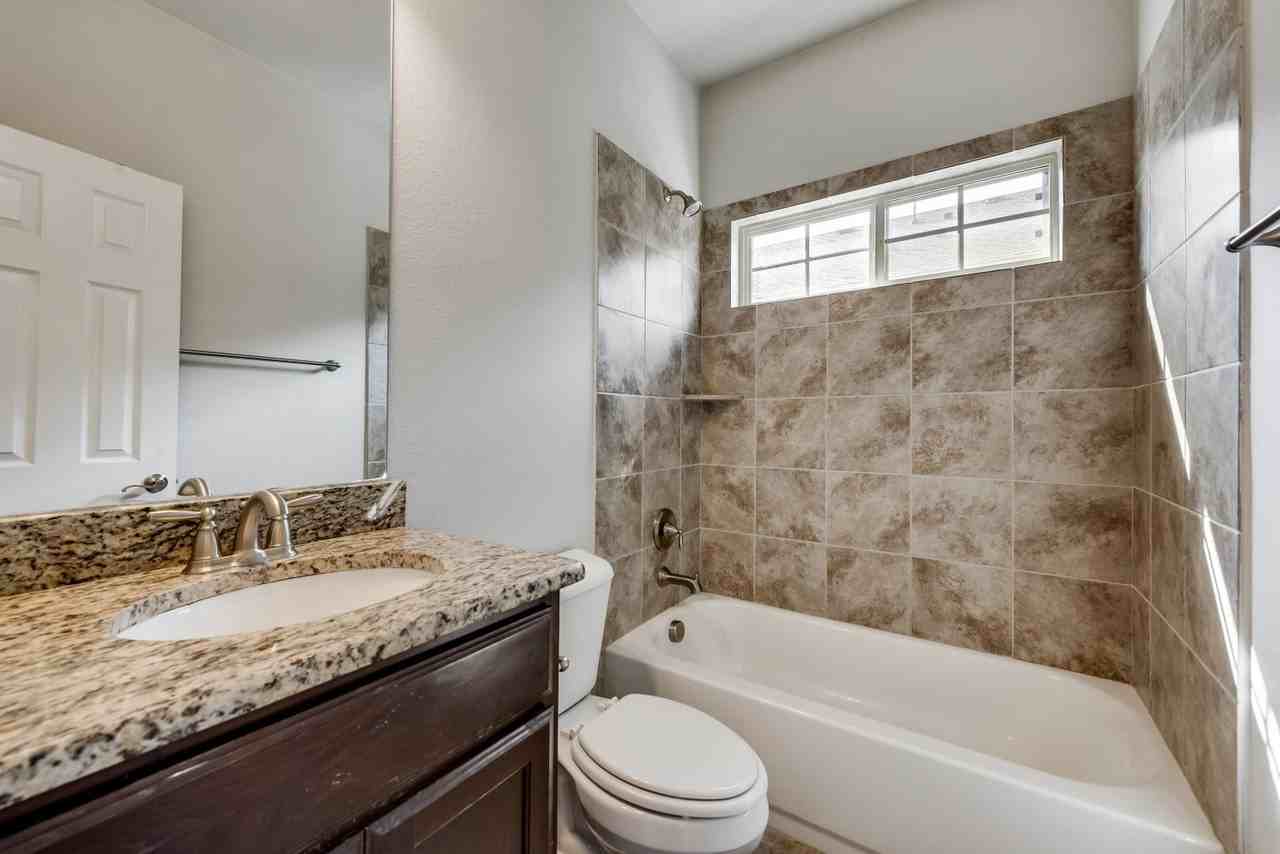 6308 Maritime St - Photo 7 of 22