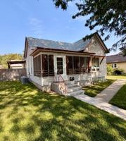 featured image of 1016 Bross St