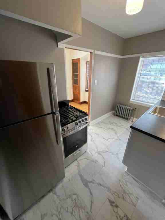 2337 N Weil St ##4 - Photo 7 of 10