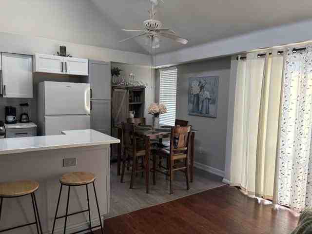 9553 James St - Photo 4 of 27
