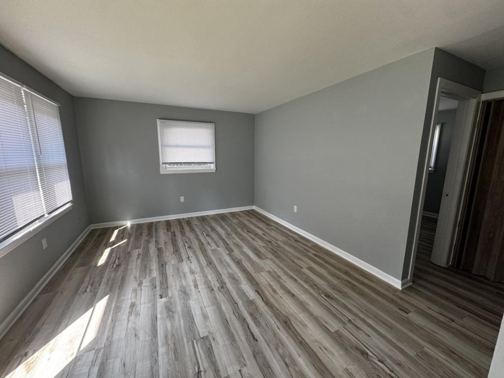 2085 Cosmos Dr - Photo 4 of 7