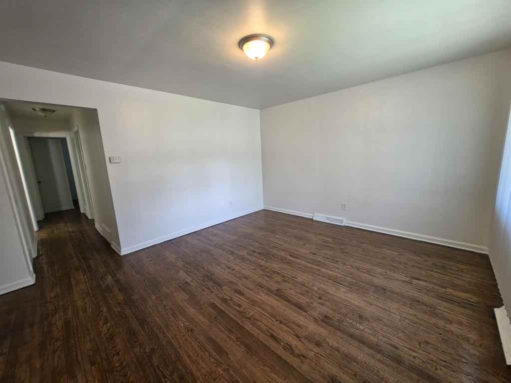4965 Vermont St - Photo 3 of 9