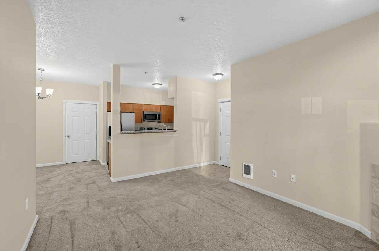 10804 Ne Holly St #104 - Photo 6 of 14