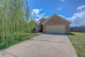 featured image of 421 Jordan Dr